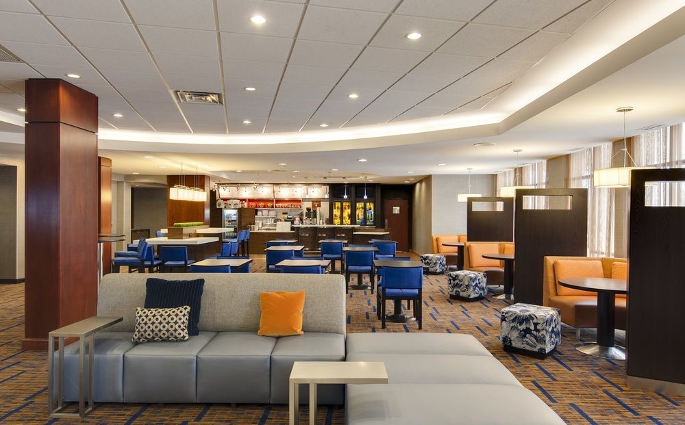 Courtyard By Marriott Chicago Schaumburg/Woodfield Mall Exterior foto